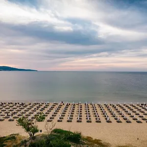 https://viand-hotel.sunnybeach-hotels.org